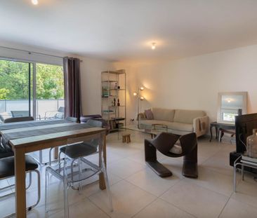 Location Appartement 5 pièces 116m² ANNECY LE VIEUX 74940 - Photo 2