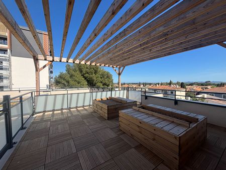 Apartment - Photo 2