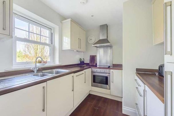 Church Street, Weybridge, KT13 - Photo 1