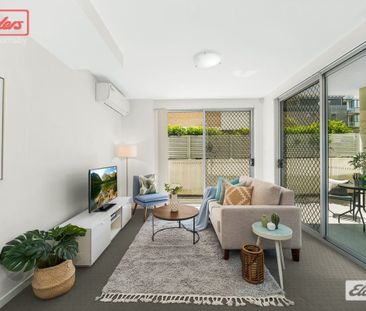 126sqm Modern, Stylised 2 Bedroom Apartment - Photo 1