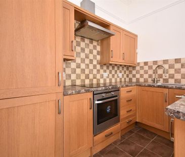 2 bedroom apartment to rent - Photo 6