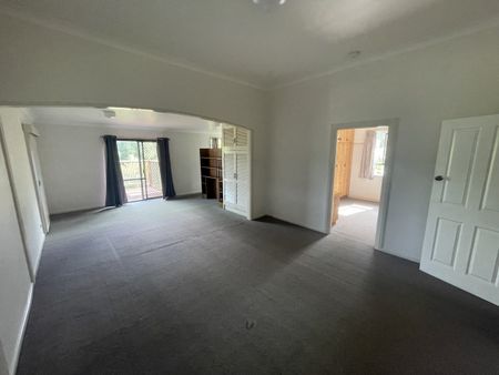 Large 4 bedroom Goonellabah home - Photo 4