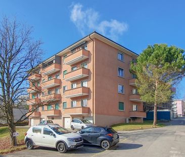 Appartement de 2,5 pièces situé au rez-de-chaussée. - Foto 1