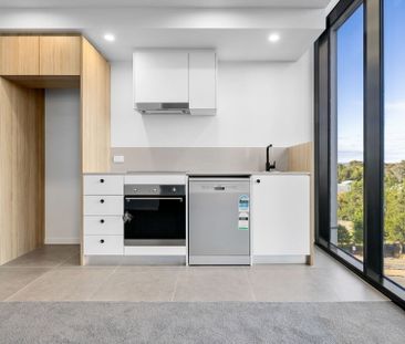 Modern apartment in a fantastic location - Photo 1