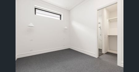 Newly Renovated 2-Bed/ 2 Bath Home in the Heart of South Melbourne close to St Vincent Gardens - Photo 3