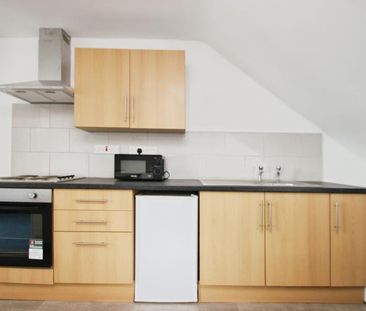 1 bedroom flat to rent - Photo 6