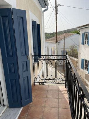 Μεζονέτα για ενοικίαση Κέντρο (Γαλαξίδι) - Φωτογραφία 1
