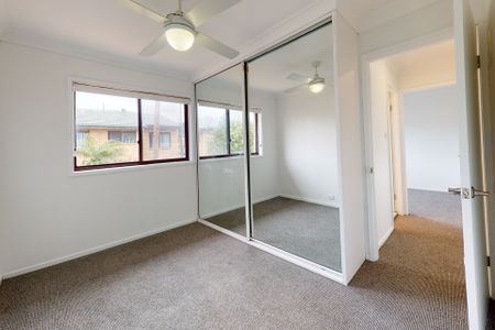 3/65 Fourth Street, Adamstown NSW 2289 - Photo 3