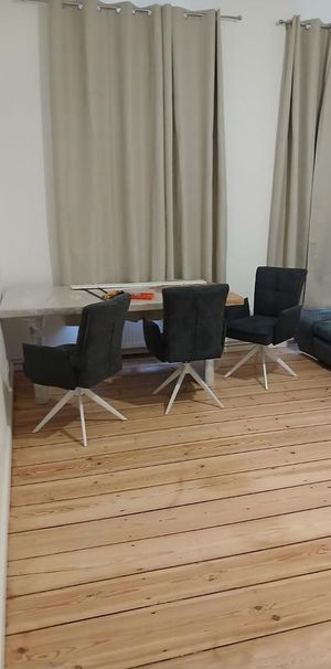 Biete Schönes WG Zimmer - Foto 1