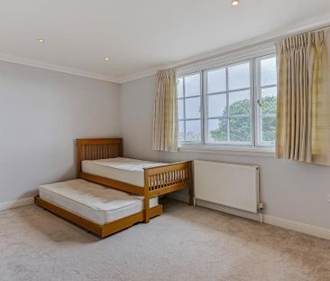 2 bedroom maisonette to rent - Photo 6