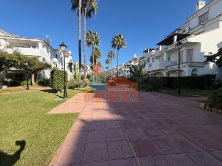 Piso de alquiler en Las Brisas - Photo 2