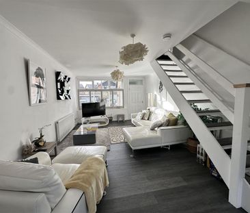 3 bedroom terraced house to rent - Photo 2