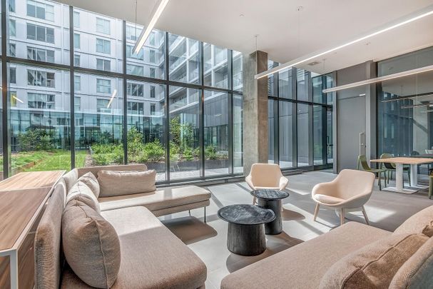 Milhaus - Condo apartments for rent in Outremont - Photo 1