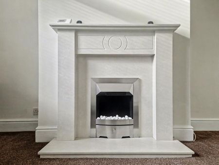 2 bedroom terraced house to rent - Photo 3