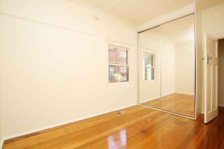 05/180 Lennox Street, Richmond VIC 3121 - Photo 2