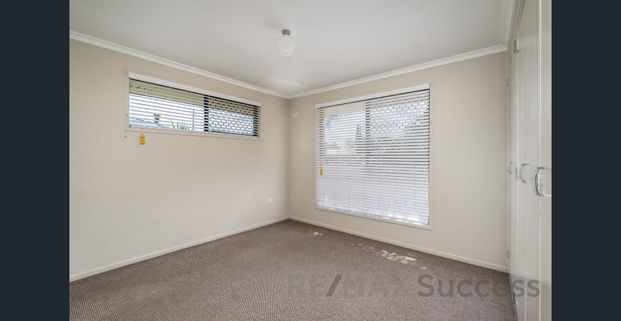 Comfortable Family Home in Sought-After Centenary Heights - Photo 1