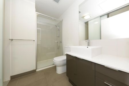 A215/59 Autumn Terrace, Clayton South VIC 3169 - Photo 2
