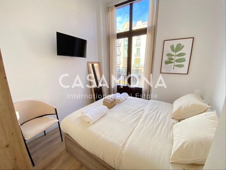 Co-Living Room with Private Bathroom and Balcony Perfectly Located on La Rambla - Photo 3