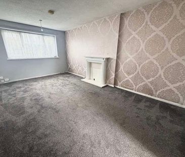 Leven Close, Sinfin, DE24 - Photo 1