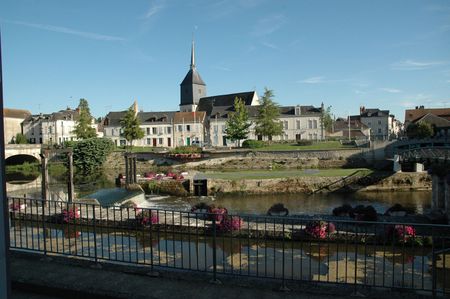 Location appartement 3 pièces, 65.00m², Romorantin-Lanthenay - Photo 2