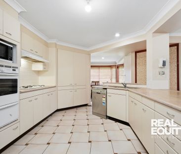 23 Bundarra Crescent, Wattle Grove NSW 2173 - House For Rent | Domain - Photo 1