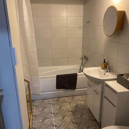 Berceni metrou parter decomandat - Fotografie 3