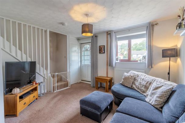 2 bedroom semi-detached house to rent - Photo 1