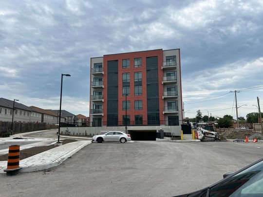 For Lease - 1010 Dundas Street Unit# 212, Whitby, Ontario - Photo 1