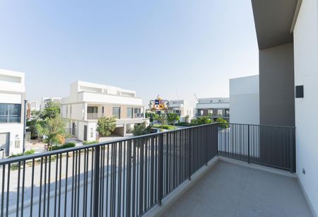 Vacant | only steps from the lagoon - Photo 4