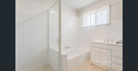 3 Bedroom home in the heart of Kallangur - Photo 3