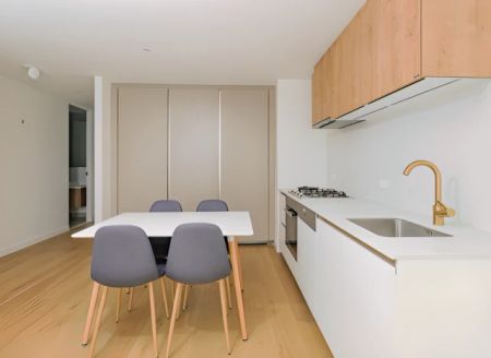 2 Bedroom*814 - Photo 3