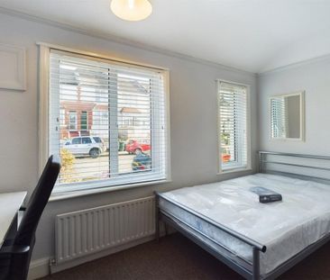 Kimberley Road, Brighton - Photo 3