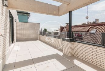 Penthouse for rent in Canillas (Hortaleza)