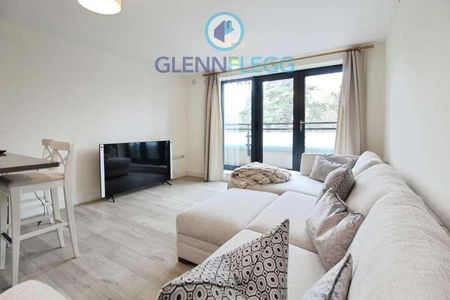 Lansdowne Place, Taplow Station, SL6 - Photo 2