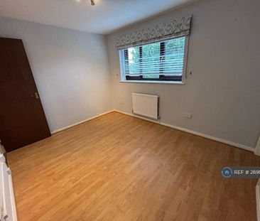 3 bedroom semi-detached house to rent - Photo 4