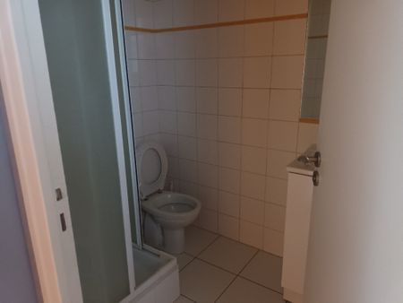 Location Appartement 1 pièce 28m² TROYES 10000 - Photo 5