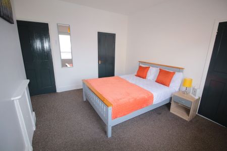 16 Carholme Road, Newland, Lincoln, Lincolnshire, LN1 1RR - Photo 4