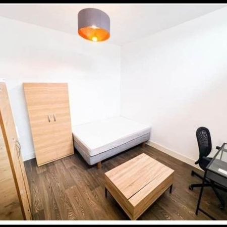 Room in a Shared House, Green Lane, IG3 - Photo 4