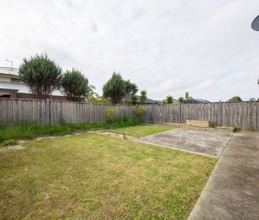 Four bedrooms + Study, Camden Green Estate (Available 13/11/2025) - Photo 3