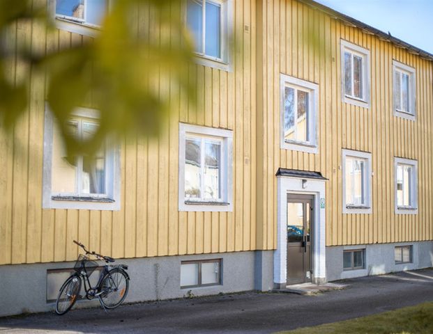 Örabergsvägen 9 - Foto 1