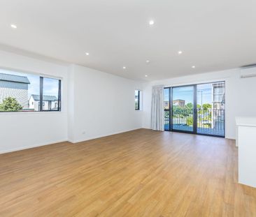 104/24 Peihana Road Hobsonville - Photo 3