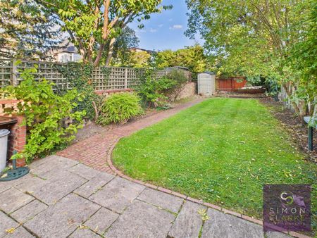 2 bedroom maisonette to rent - Photo 2