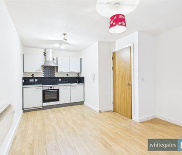 1 bedroom apartment to rent - Photo 4