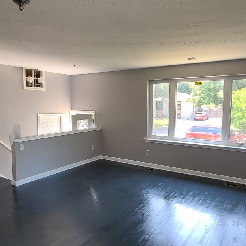 For Lease - 29 Gilroy Drive, Toronto, Ontario - Photo 1