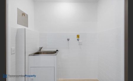 Brand New 3-Bedroom Home for Rent in Meringandan West! - Photo 5