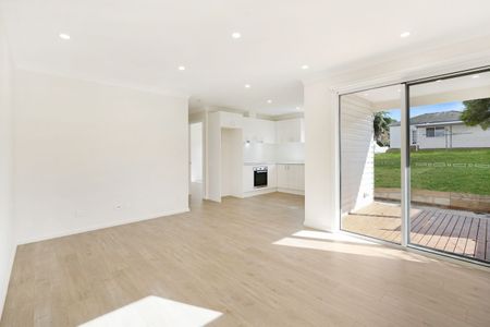 61a Korrongulla Crescent, Primbee - Photo 3