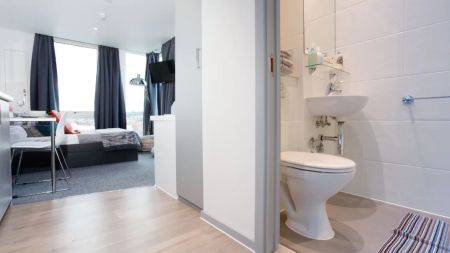 Standard Studio - Photo 4