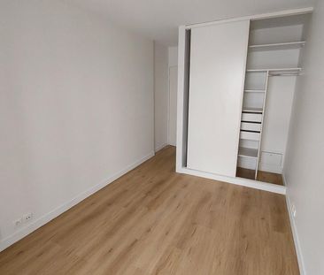 location Appartement T3 DE 65.77m² À PARIS - Photo 4