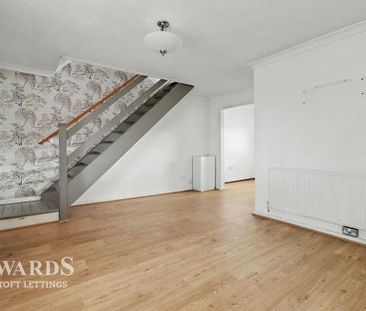 2 bedroom terraced house to rent - Photo 5