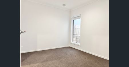 Bright & Spacious! - Photo 4